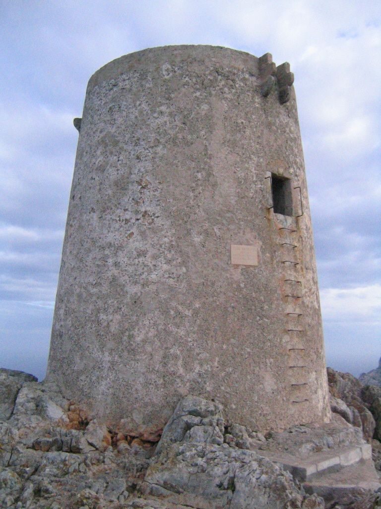 9 Torres fortificadas de Mallorca (1)